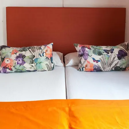 Hotel Crotos